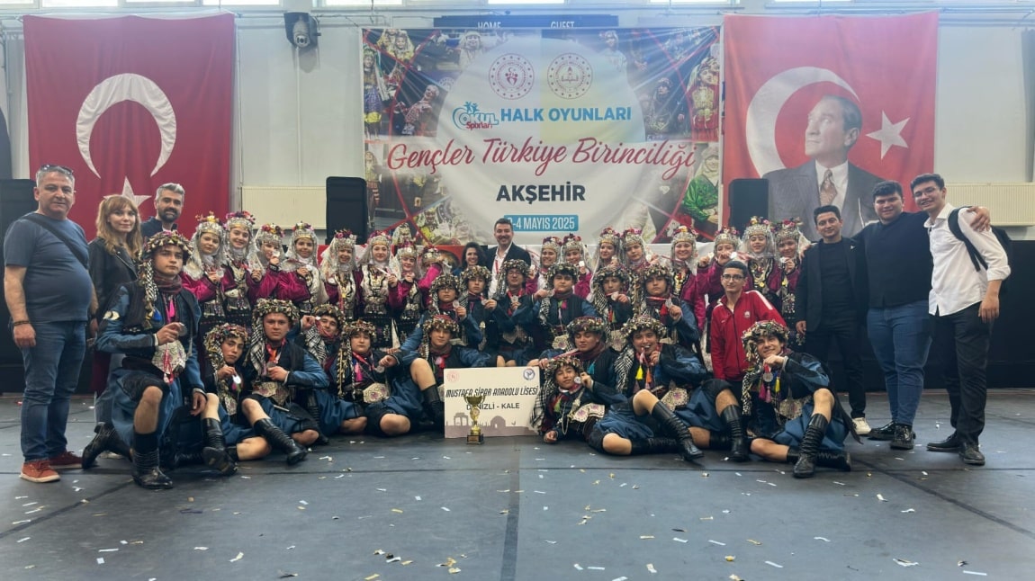 Halk Oyunları Ekibimiz Türkiye 2.si Olmuşur.